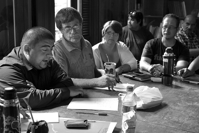 Asamblea de la Unión Nacional de Trabajadores de la Seguridad, ayer, en el local de FUECYS.  · Foto: Santiago Mazzarovich