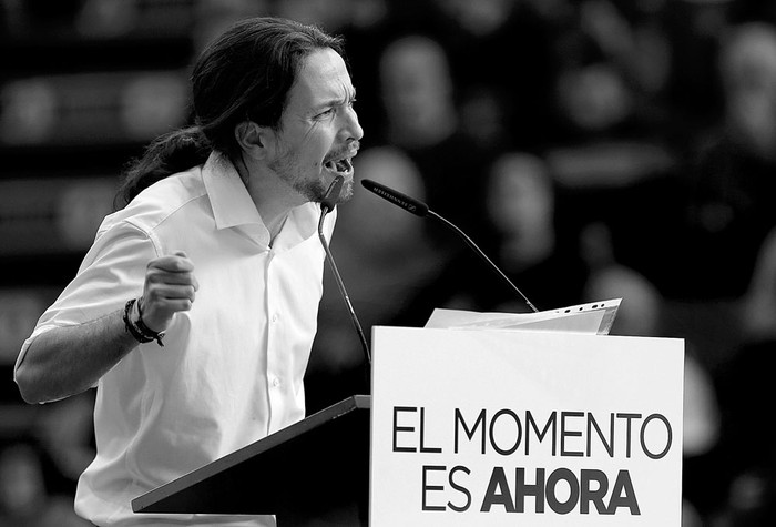 Pablo Iglesias, secretario general y eurodiputado de Podemos, en un acto en Valencia, España. Foto: Juan Carlos Cárdenas, Efe