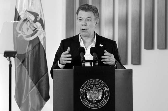 El presidente de Colombia, Juan Manuel Santos, pronuncia un discurso, en Bogotá (Colombia). Foto: Leonardo Muñoz, Efe