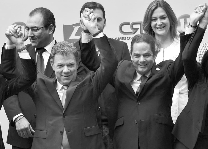 Juan Manuel Santos, presidente colombiano, y Germán Vargas Lleras, vicepresidente, en Bogotá. Foto: Luis Acosta, AFP (archivo, marzo de 2014)