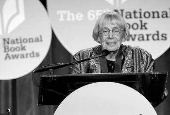 Ursula K Le Guin, el 19 de noviembre de 2014, en Nueva York. Foto: Robin Marchant, AFP Ursula K Le Guin, el 19 de noviembre de 2014, en Nueva York. Foto: Robin Marchant, AFP