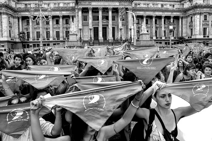 Manifestación a favor de un proyecto de ley que permitiría el aborto, el 19 de febrero, frente al Congreso, en Buenos Aires. Foto: Raúl Ferrari, AFP