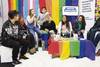 Conversatorio Familias Orgullosas, coordinado por Trans Boys Uruguay, en el último día de la semana del Orgullo LGBTIQ, el viernes, en el Atrio de la Intendencia de Montevideo. · Foto: Mariana Greif Conversatorio Familias Orgullosas, coordinado por Trans Boys Uruguay, en el último día de la semana del Orgullo LGBTIQ, el viernes, en el Atrio de la Intendencia de Montevideo. · Foto: Mariana Greif
