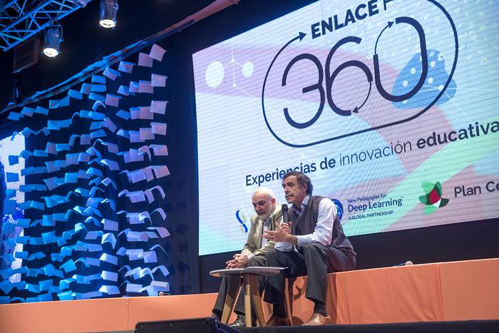 Wilson Netto y Miguel Brechner, en la actividad Enlace 360, experiencias de innovación educativa, en el Latu. · Foto: Andrés Cuenca
