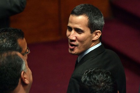 Juan Guaido, ayer, en una sesión en la Asamblea Nacional, en Caracas. · Foto: Yuri Cortez / AFP Juan Guaido, ayer, en una sesión en la Asamblea Nacional, en Caracas. · Foto: Yuri Cortez / AFP