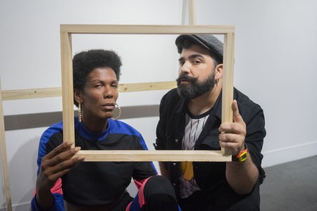 Delfina Martinez y Leho De Sosa, curadores y coordinadores de la Semana de Arte Trans. · Foto: Mariana Greif Delfina Martinez y Leho De Sosa, curadores y coordinadores de la Semana de Arte Trans. · Foto: Mariana Greif