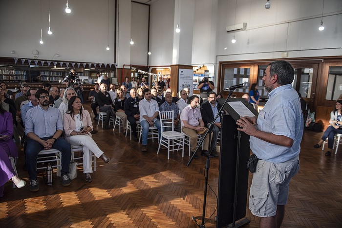 Pablo Ezzatti, decano de la Facultad de Ingeniería, durante su exposición. · Foto: Diego Vila