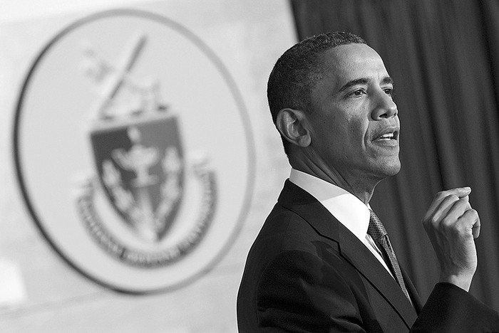 El presidente estadounidense, Barack Obama, durante su discurso en la Universidad de Defensa Nacional, a las afueras de Washington. · Foto: Kristoffer Tripplaar, pool, Efe