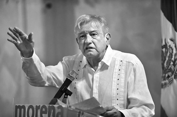 Andrés Manuel López Obrador, presidente del Movimiento de Regeneración Nacional, durante una conferencia de prensa, en Ciudad de México, el 9 de junio. Foto: Pedro Pardo, AFP