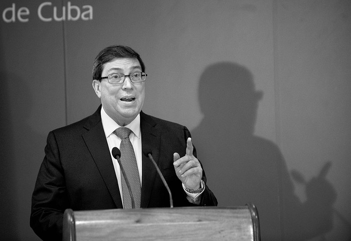 Bruno Rodríguez, ministro de Relaciones Exteriores de Cuba, durante una conferencia de prensa, ayer, en La Habana. Foto: AFP, s/d de autor