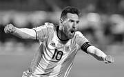 Lionel Messi grita un gol de Argentina a Ecuador, ayer, en Quito. Foto: Juan Ruiz, AFP