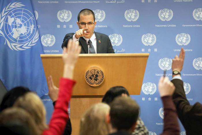 Jorge Arreaza, ministro de Relaciones Exteriores de Venezuela, en conferencia de prensa en las Naciones Unidas, en la ciudad de Nueva York. · Foto: Spencer Platt