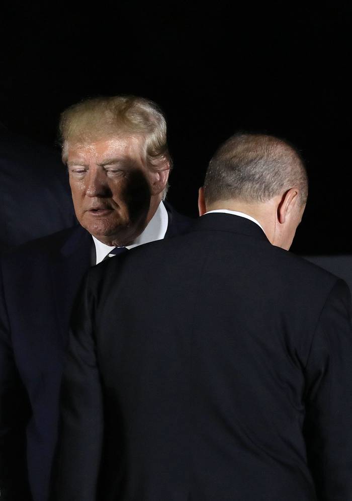 Donald Trump, presidente de los Estados Unidos, y Recep Tayyip Erdogan, presidente de Turquía, en Osaka (archivo, junio de 2019).
 · Foto: Dominique Jacovides, AFP