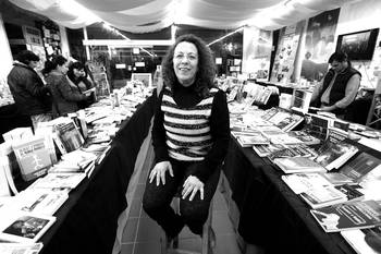 Beatriz Santesteban, organizadora de la Feria del Libro de Ciudad de la Costa. / Foto: Sandro Pereyra Beatriz Santesteban, organizadora de la Feria del Libro de Ciudad de la Costa. / Foto: Sandro Pereyra