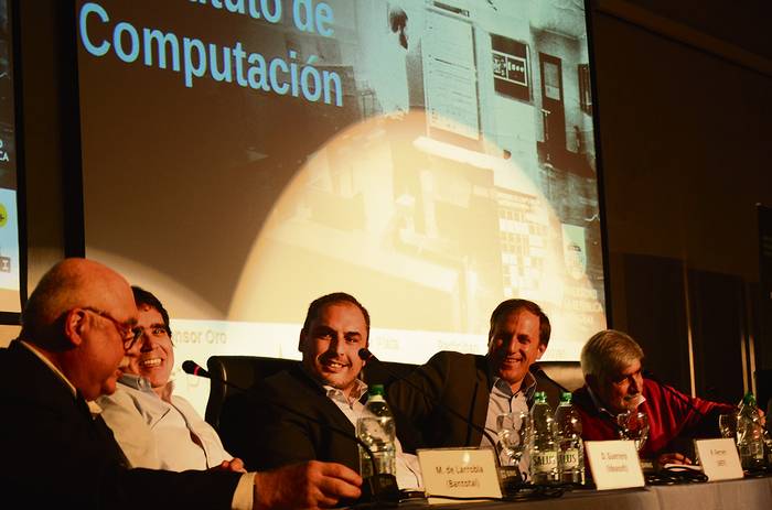 Mariano de Larrobla, Daniel Guerrero, Pablo Ferreri, Ignacio Horvath y Juan Grompone. Foto: Alessandro Maradei