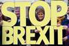 Nicola Sturgeon, líder del Partido Nacionalista Escocés, y el Primer Ministra de Escocia, lanza la campaña electoral, el 8 de noviembre, en Edimburgo, Escocia.
· Foto: Andy Buchanan, AFP Nicola Sturgeon, líder del Partido Nacionalista Escocés, y el Primer Ministra de Escocia, lanza la campaña electoral, el 8 de noviembre, en Edimburgo, Escocia.
· Foto: Andy Buchanan, AFP