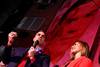 Pedro Sánchez, jefe de gobierno español y candidato del Partido Socialista para la reelección, se dirige a los partidarios junto a su esposa Begona Gómez, después de las elecciones generales, en Madrid, el domingo. Pedro Sánchez, jefe de gobierno español y candidato del Partido Socialista para la reelección, se dirige a los partidarios junto a su esposa Begona Gómez, después de las elecciones generales, en Madrid, el domingo.