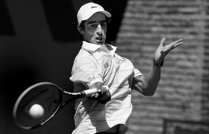 Pablo Cuevas, en la Copa Davis, el viernes en el Carrasco Lawn Tennis. Foto: Pablo Nogueira