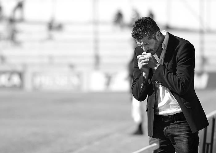 Gustavo Munúa, director técnico de Nacional, durante el partido con Danubio, el sábado en Jardines del Hipódromo. Foto: Santiago Mazzarovich