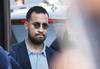 El oficial de seguridad Alexandre Benalla, el 16 de julio, en París.
El oficial de seguridad Alexandre Benalla, el 16 de julio, en París.