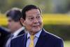 Hamilton Mourão, vicepresidente brasileño en el Palacio de Alvorada, (archivo abril 2019). · Foto: Sergio Lima, AFP Hamilton Mourão, vicepresidente brasileño en el Palacio de Alvorada, (archivo abril 2019). · Foto: Sergio Lima, AFP