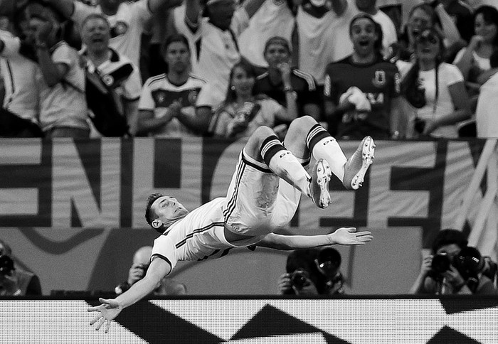 Miroslav Klose, de Alemania, tras convertir el gol del empate con Ghana el sábado en el estadio Castelão, en Fortaleza (Brasil). / Foto: Sergey Dolzhenko, Efe.