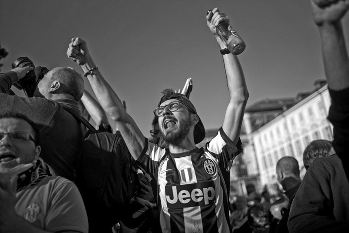 Partidarios de Juventus celebran en Piazza San Carlo, en Turín. / Foto: Marco Bertorello, AFP Partidarios de Juventus celebran en Piazza San Carlo, en Turín. / Foto: Marco Bertorello, AFP