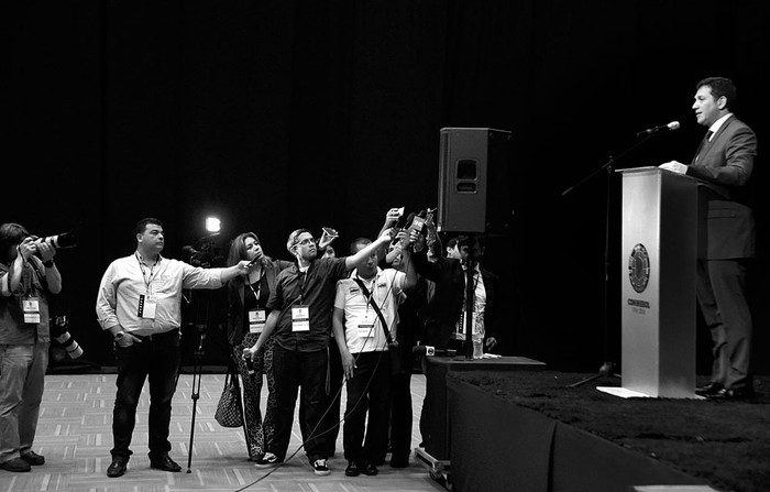 El nuevo presidente de la Conmebol, Alejandro Domínguez, durante el congreso extraordinario, ayer,
en la sede de la Conmebol en la ciudad de Luque, Paraguay. Foto: Norberto Duarte, Afp
