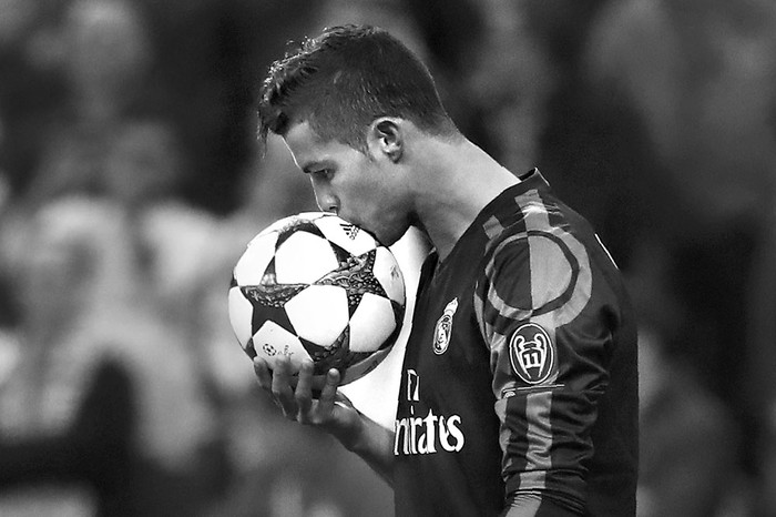 Cristiano Ronaldo, de Real Madrid, durante el partido con Bayern Munich, ayer, en Múnich, Alemania. Foto: Odd Andersen, AFP