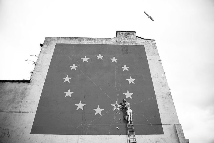 Mural de Bansky, ayer, en Dover, Inglaterra. Foto: Daniel Leal-Olivas, AFP
