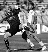 Guillermo Rodríguez de Peñarol y Mauren Franco de Cerrito, ayer, en el Estadio Centenario. 