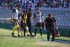 Walter Gargano, al final del primer tiempo, tras lesionarse los ligamentos cruzados de la rodilla izquierda. · Foto: Ernesto Ryan Walter Gargano, al final del primer tiempo, tras lesionarse los ligamentos cruzados de la rodilla izquierda. · Foto: Ernesto Ryan