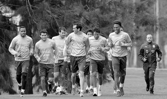 Entrenamiento de la selección uruguaya, el viernes, en el Complejo Celeste. / Foto: Sandro Pereyra