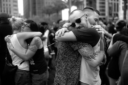 Conmemoración por las víctimas del tiroteo en Orlando, Florida. Foto: Drew Angerer, Afp Conmemoración por las víctimas del tiroteo en Orlando, Florida. Foto: Drew Angerer, Afp