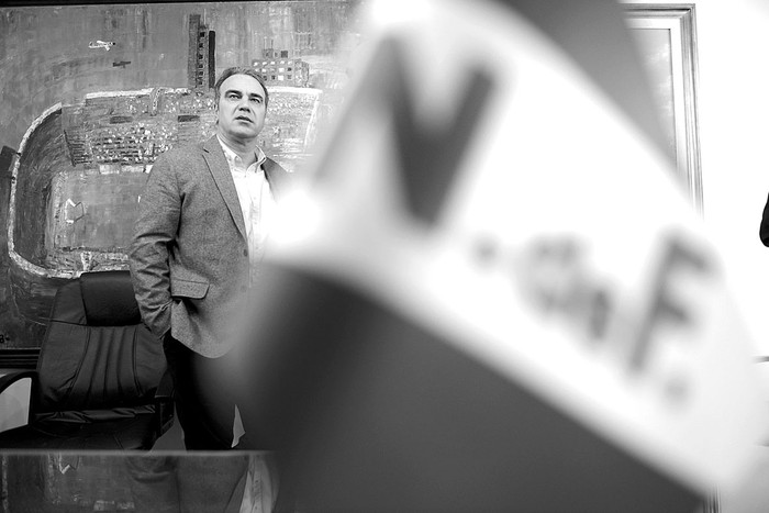 Martín Lasarte, ayer, en la sede de Nacional. Foto: Santiago Mazzarovich