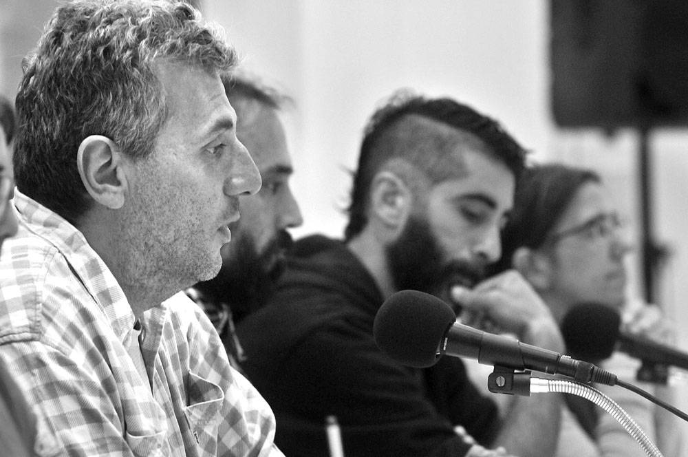 Edgardo Escobar (i), durante la presentación de la Asociación Civil de Personas Privadas de Libertad, el viernes, en el en el Centro de Formación de la Cooperación Española. Foto: Federico Gutiérrez