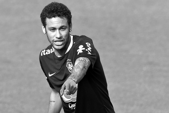 El futbolista brasileño Neymar, durante una práctica, ayer, en el centro de entrenamiento del equipo Corinthians en San Pablo. Foto: Nelson Almeida, AFP El futbolista brasileño Neymar, durante una práctica, ayer, en el centro de entrenamiento del equipo Corinthians en San Pablo. Foto: Nelson Almeida, AFP