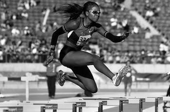 Lizeth Deborah Rodríguez Guelmo durante la competencia final de los 400 metros vallas femeninos en la que ganó la medalla de oro, el sábado en el estadio Nacional por los X Juegos Suramericanos Santiago 2014 (Chile). / Foto: Felipe Trueba, Efe Lizeth Deborah Rodríguez Guelmo durante la competencia final de los 400 metros vallas femeninos en la que ganó la medalla de oro, el sábado en el estadio Nacional por los X Juegos Suramericanos Santiago 2014 (Chile). / Foto: Felipe Trueba, Efe
