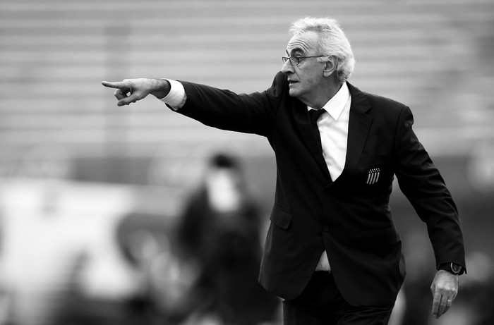 Jorge Fossati, director técnico de Peñarol. / Foto: Sandro Pereyra (archivo, mayo de 2014)