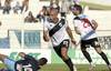 Sergio Felipe festeja el gol de Danubio a Cerro, ayer, en Jardines del Hipódromo. · Foto: Sandro Pereyra Sergio Felipe festeja el gol de Danubio a Cerro, ayer, en Jardines del Hipódromo. · Foto: Sandro Pereyra