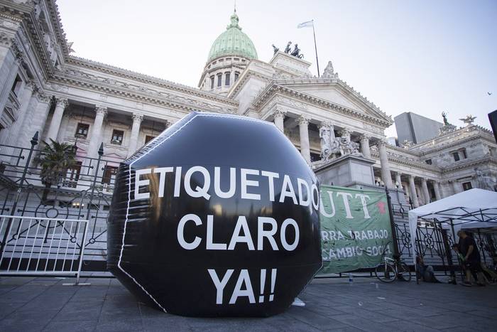 Explanada del Congreso argentino, el 26 de octubre, en Buenos Aires. · Foto: Enrique García Medina