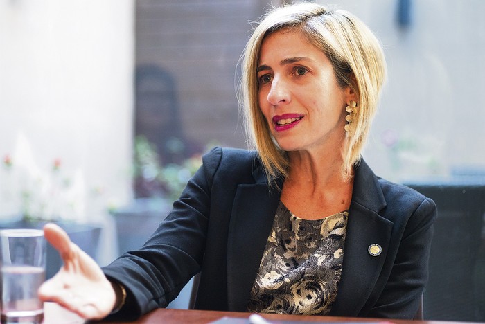 Foto principal del artículo 'Alessandra Guedes: “Muchas veces lo que las mujeres más valoran es que su proveedor de salud le ayude a entender que eso no es su culpa”' · Foto: Andrés Cuenca