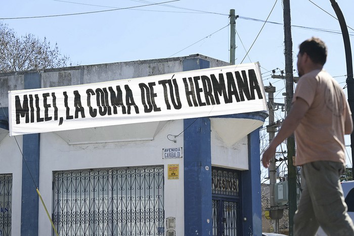 Esquina en Lomas de Zamora, provincia de Buenos Aires. · Foto: Juan Mabromata,  AFP