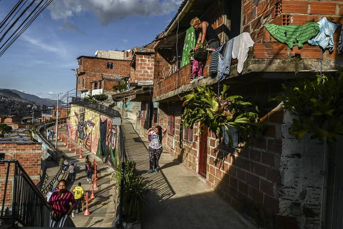 Barrio Comuna 13, en Medellín, Colombia, el 27 de septiembre de 2019.  · Foto: Joaquín Sarmiento, AFP