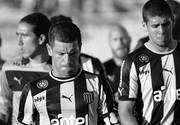 Juan Castillo, Antonio Pacheco y Gabriel Leyes, el sábado al final del partido con Rentistas en el Estadio Centenario. 