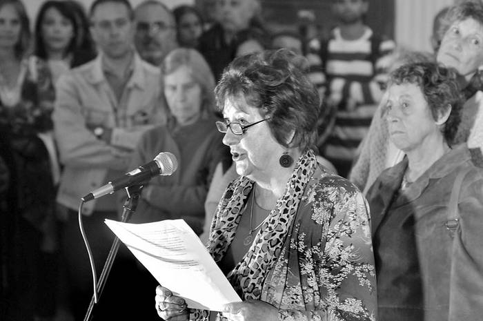 María Luz Osimani, el viernes, durante el acto de colocación de la placa recordatoria en la ex cárcel de Cabildo. Foto: Federico Gutiérrez