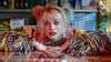 Foto principal del artículo 'Harley Quinn vuelve al cine con color, música y mucha acción' Foto principal del artículo 'Harley Quinn vuelve al cine con color, música y mucha acción'