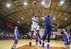 Partido por los play off del torneo Metropolitano de basquetbol, entre los equipos de Unión Atlética y Cordón, en el gimnasio de Unión Atlética. (archivo, setiembre de 2019) · Foto: Ernesto Ryan Partido por los play off del torneo Metropolitano de basquetbol, entre los equipos de Unión Atlética y Cordón, en el gimnasio de Unión Atlética. (archivo, setiembre de 2019) · Foto: Ernesto Ryan
