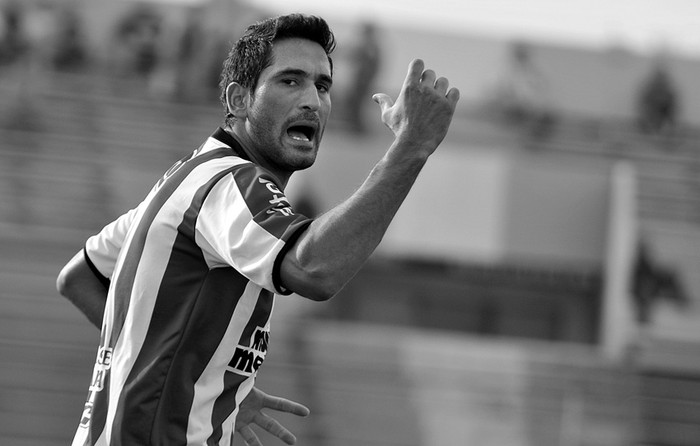 Sebastián Taborda, de River Plate, ayer durante el partido Con Cerro en el Tróccoli.  · Foto: Javier Calvelo