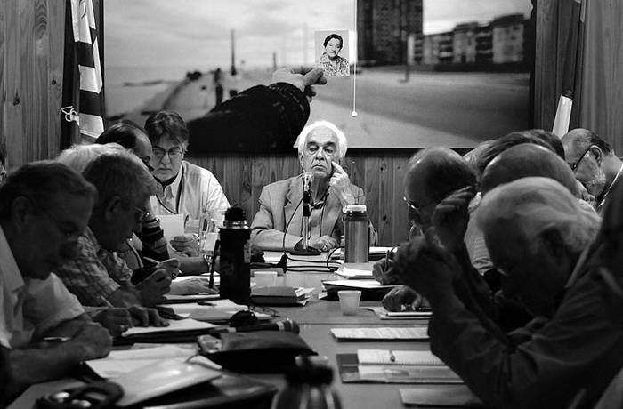 Reunión de la Mesa Política del Frente Amplio, ayer, en la sede central · Foto: Nicolás Celaya